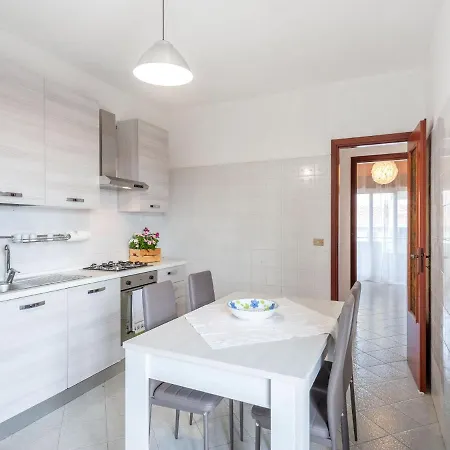 Belvilla By Oyo Sunny In Near Sea Apartment *