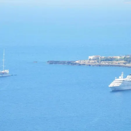 Belvilla By Oyo Sunny In Near Sea Giarre